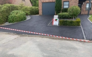 Descente de garage en tarmac  chaud 2143